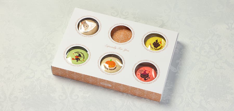 マカロン専用の化粧箱でお届け