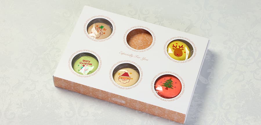 マカロン専用の化粧箱でお届け